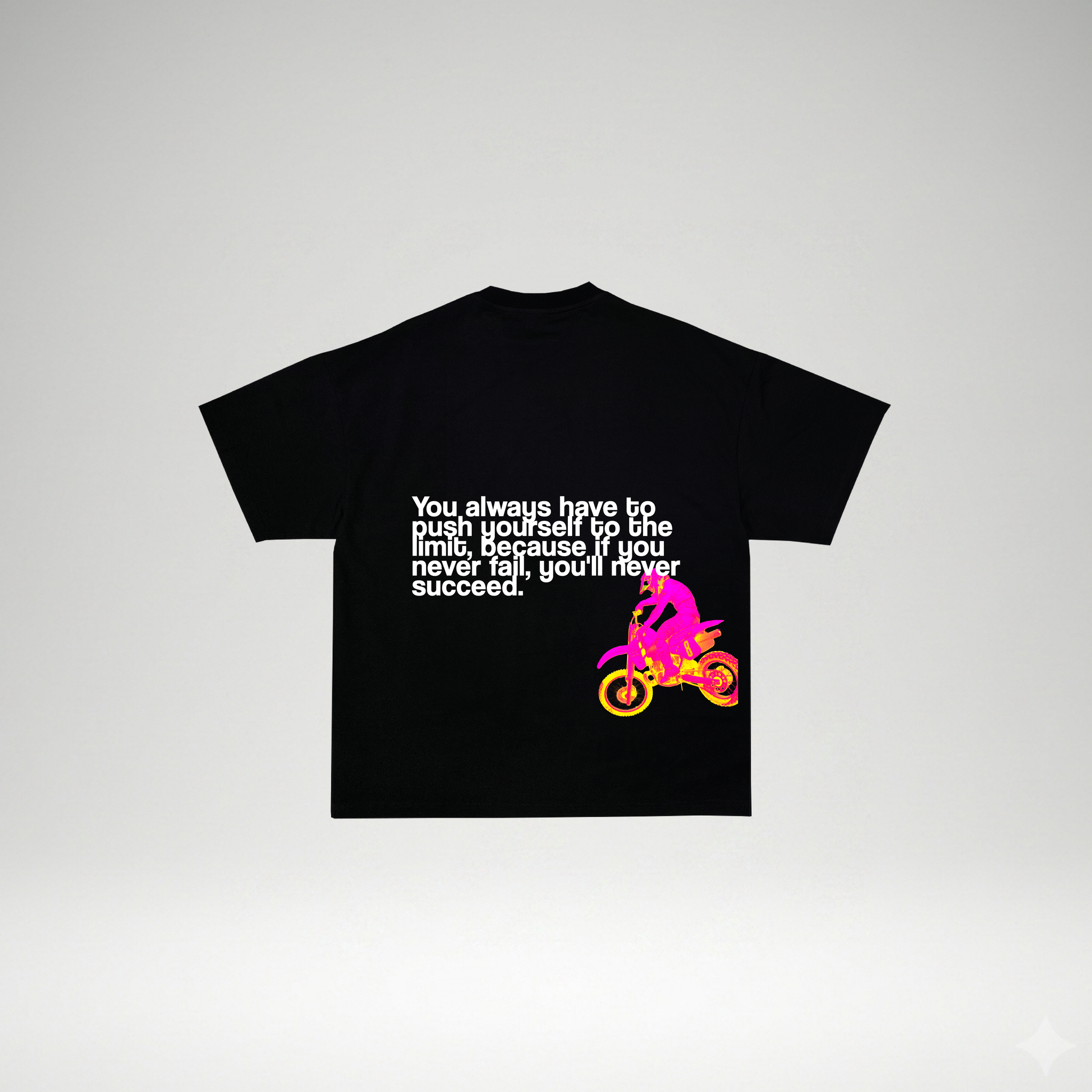 camiseta negra-OVER THE LIMT-regular fit